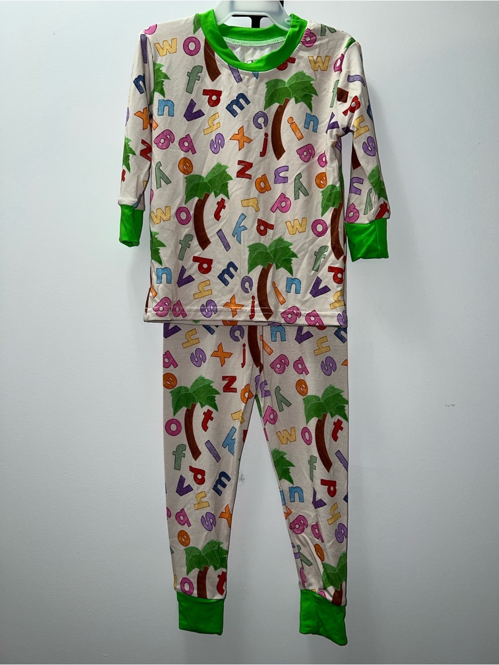 Kids Green-Trim Alphabet & Palm Tree Pajama Set